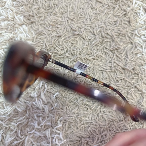 NEW URBAN OUTFITTERS Stylish Tortoise Shell Sunglasses - Picture 5 of 6